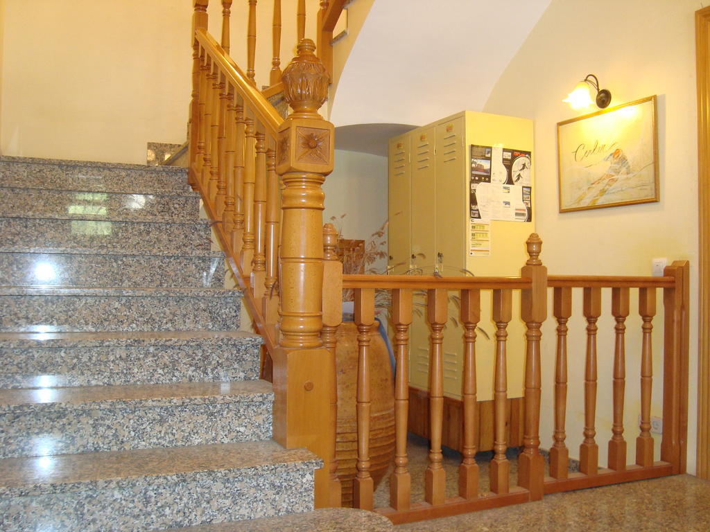 Apartamentos Saila Castejón de Sos Dış mekan fotoğraf